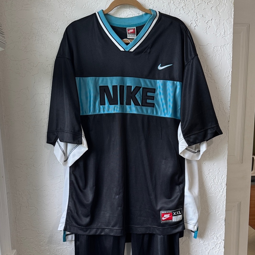 Nike Black & Blue Men's Mesh Jersey (XXL) & Matching Mesh Breakaway Pants (L)